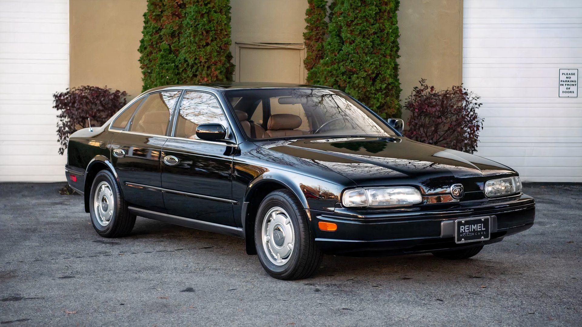 The 300-HP Japanese V8 Flagship Nissan Quietly Downgraded To Chase