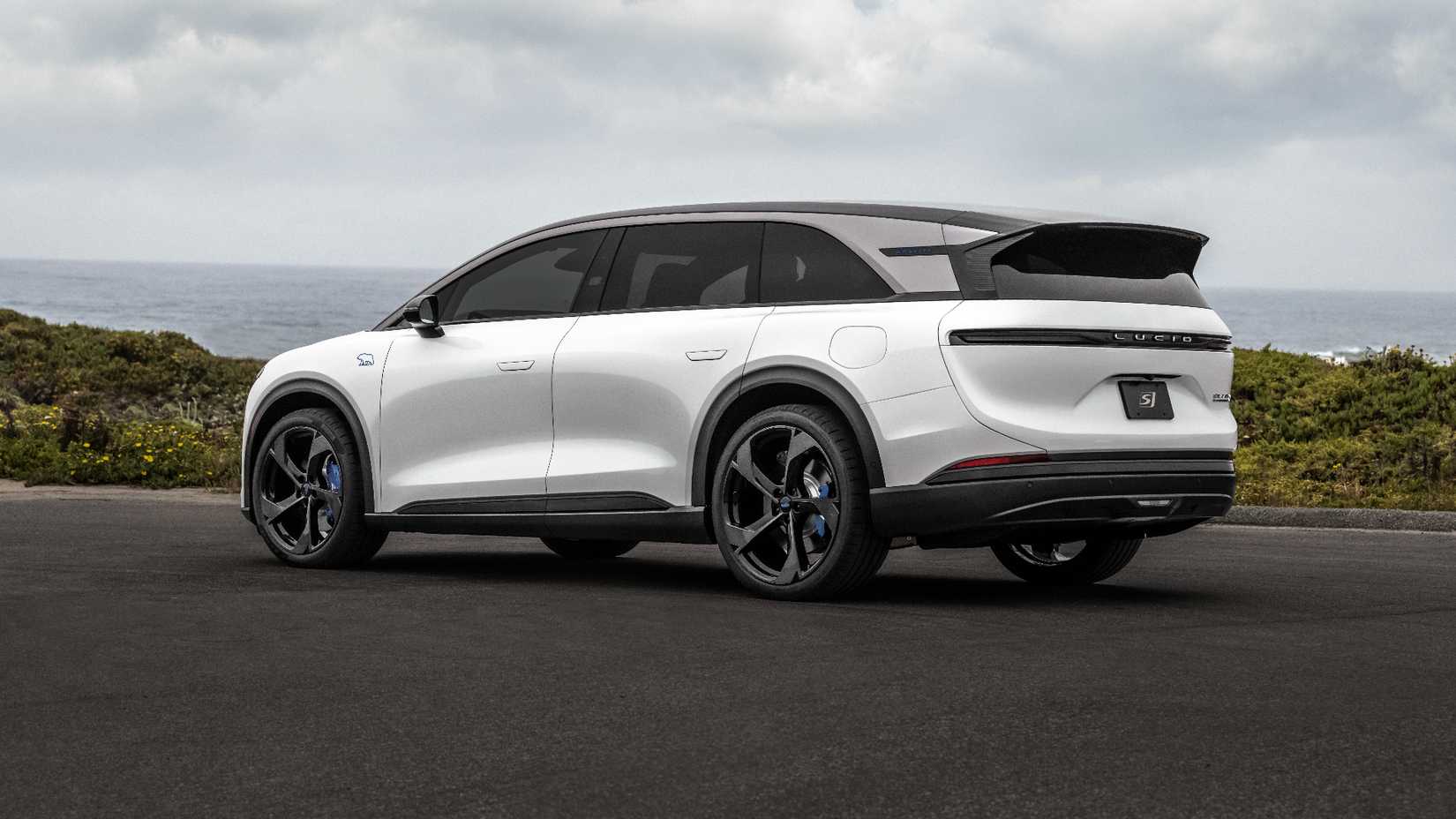 2027-lucid-gravity-gt-s
