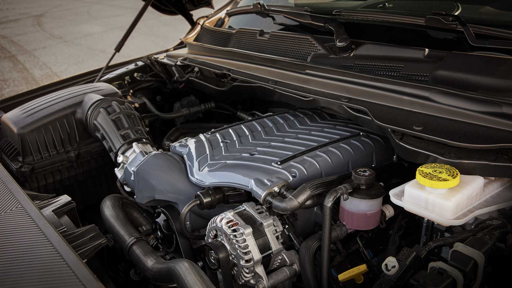 Direct Connection Rumble Bee Direct Connection Offers 900 HP Factory-Warranted Supercharger Kit for ...