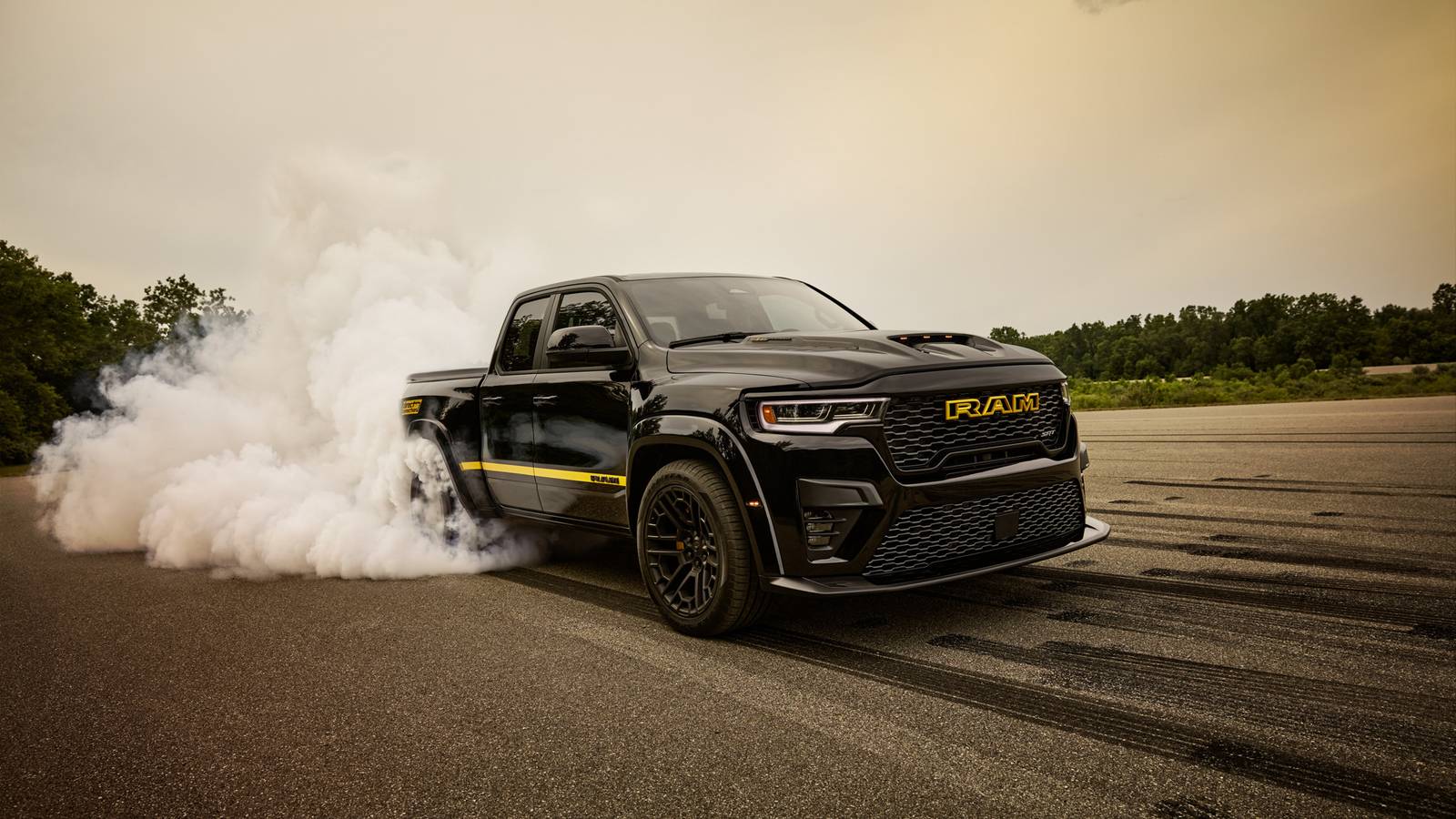 Direct Connection Rumble Bee Direct Connection Offers 900 HP Factory-Warranted Supercharger Kit for ...