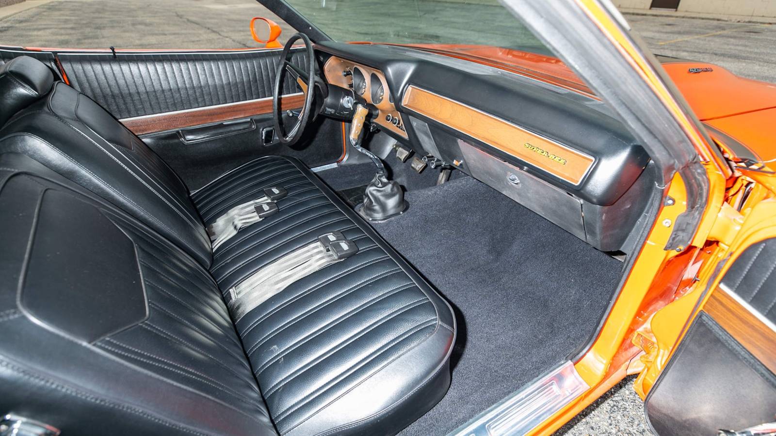 5 Bench-Seat Muscle Cars Rarer Than Any Bucket-Seat Trim Left