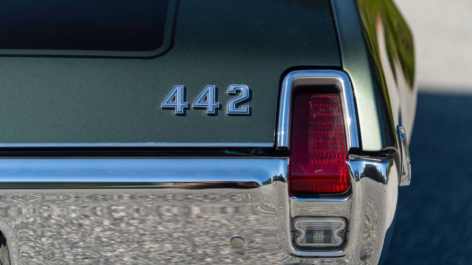 1969 Oldsmobile 442 W-32: The 297-Unit Automatic Secret