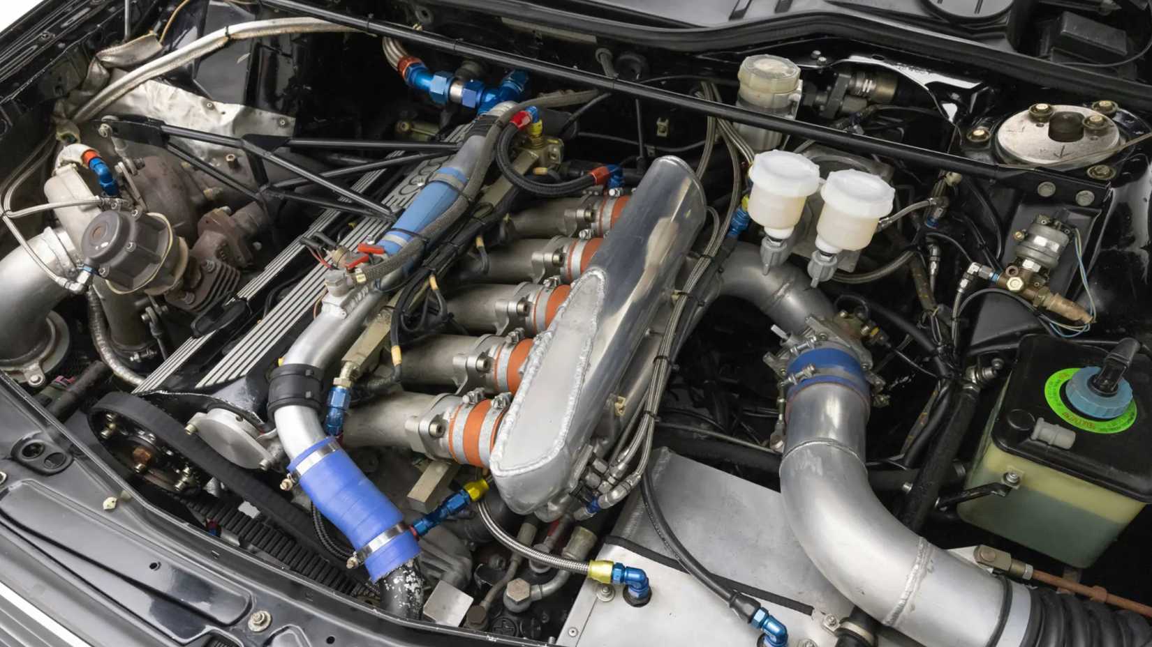 1986年奥迪5000 CS Quattro速度记录开发原型2.2升涡轮增压五缸发动机舱2