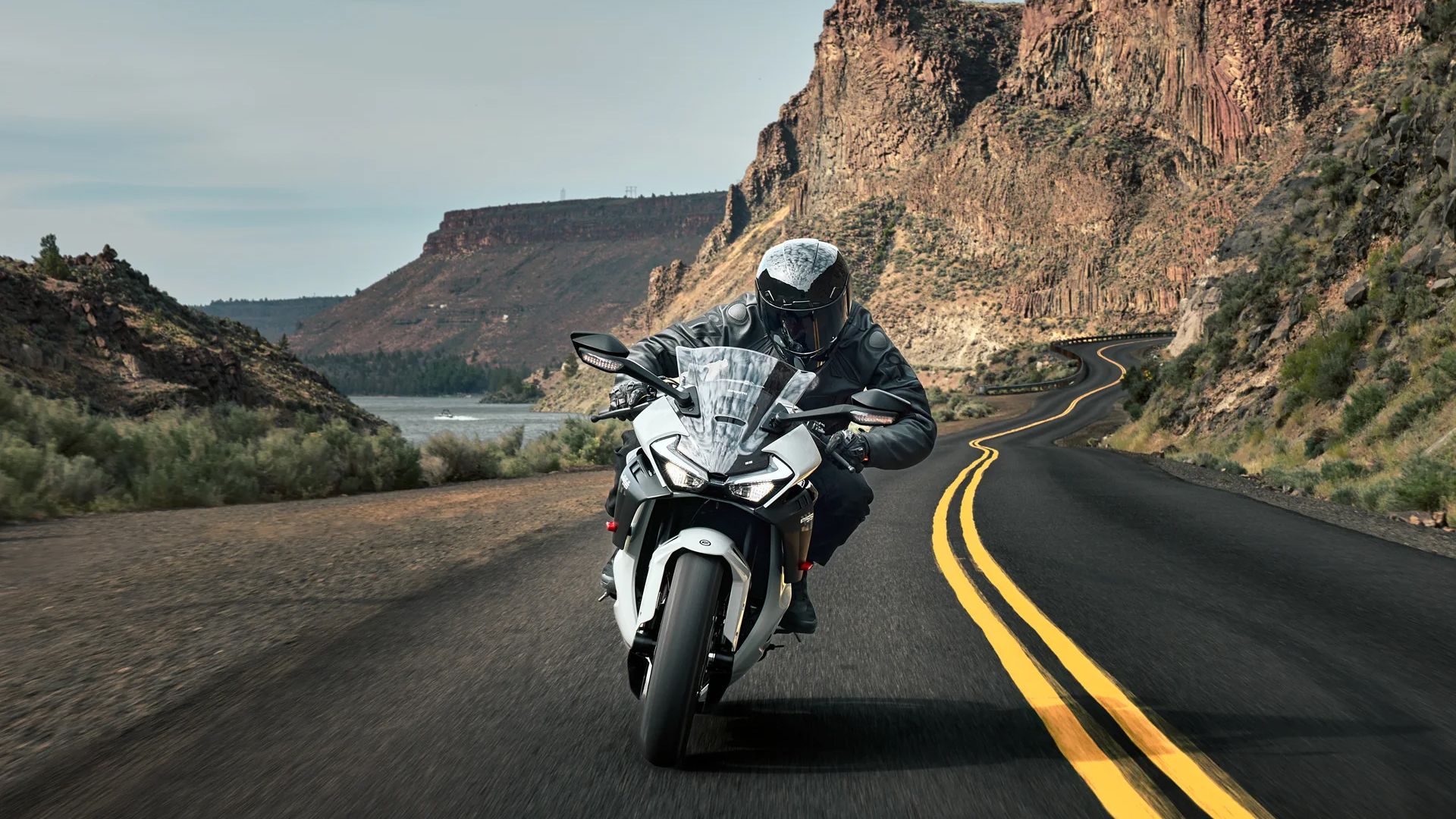 The Cheapest 675cc Sport Bike Way More Than You Expect