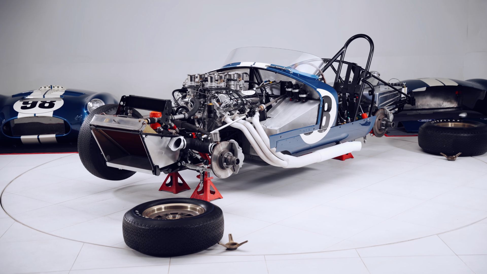 ぷくりんページ Shelby's One-Off 427 Cobra Prototype Reveals How Close The Big