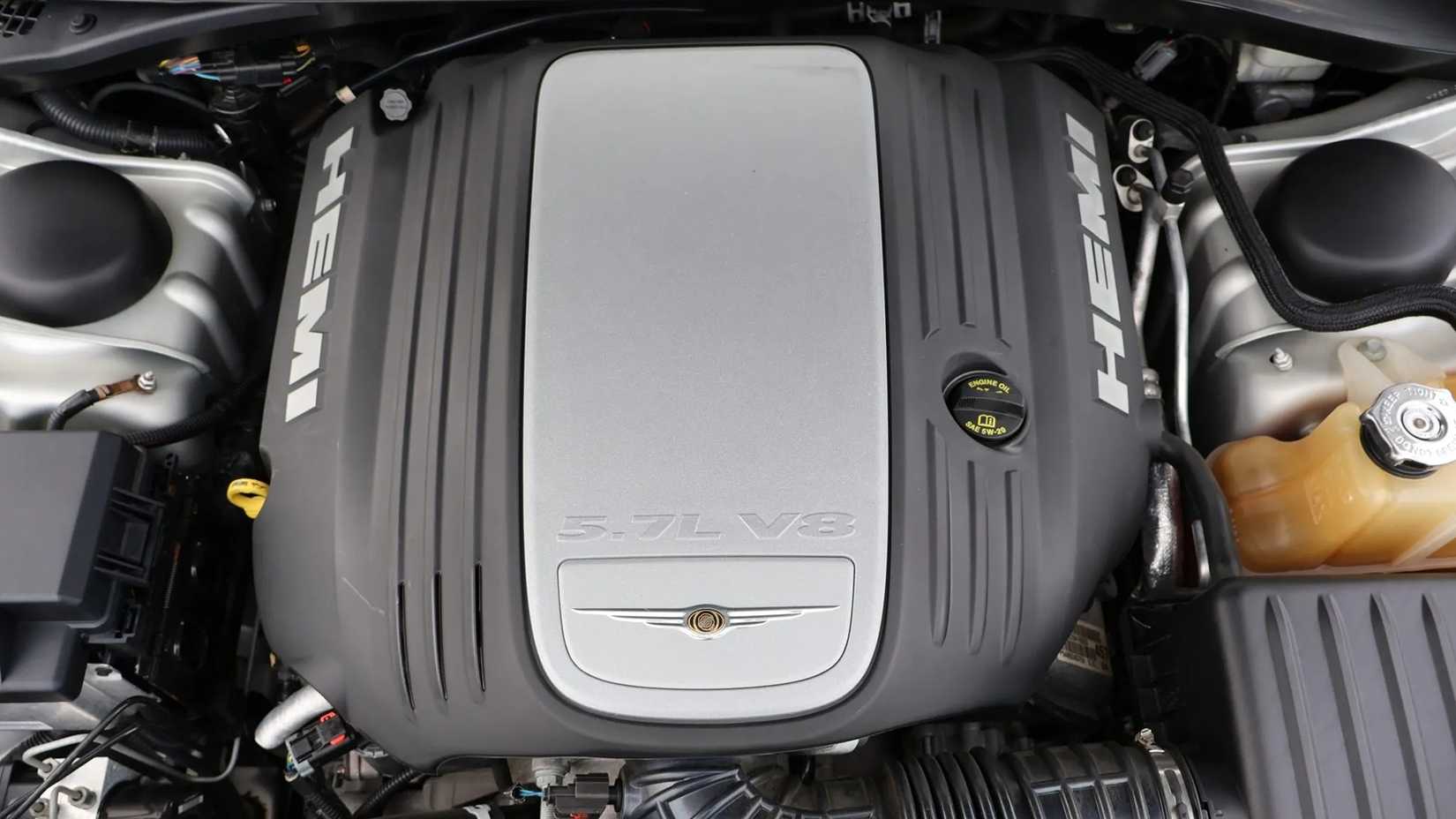 Chrysler Hid A 425-HP Hemi Muscle Car Inside A Boardroom Sedan