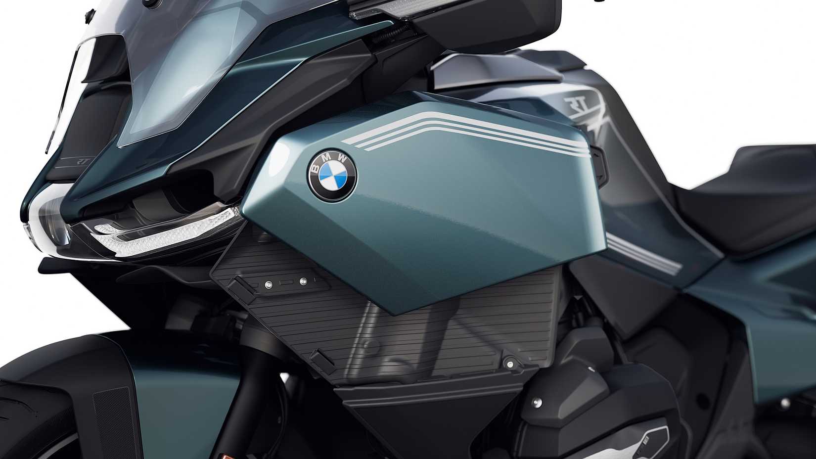 The Sport-Tourer With A Heated Passenger Backrest And A Chassis That ...