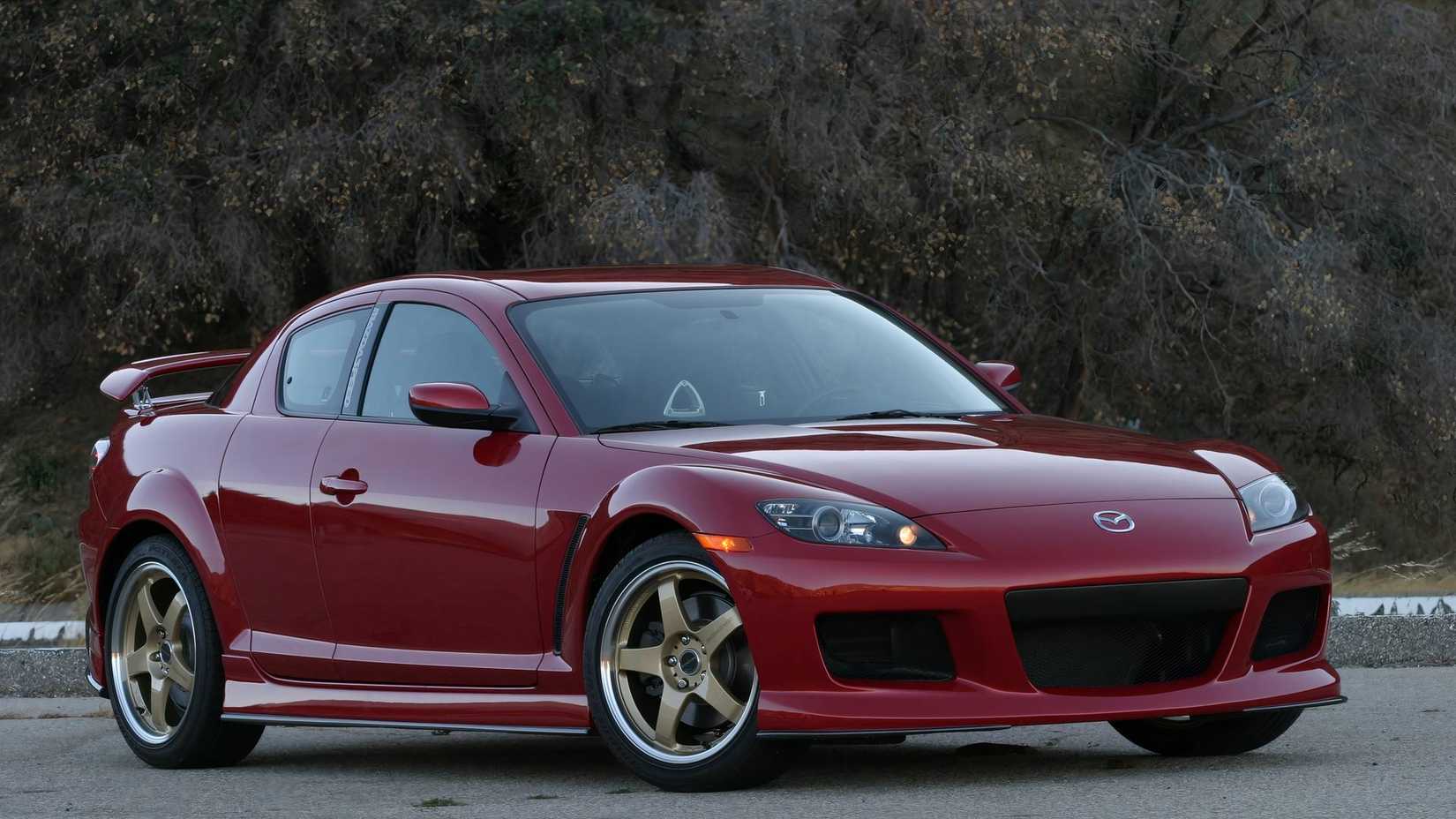 10 Japanese Cars That Still Rev Higher Than The Corvette C8 Z06
