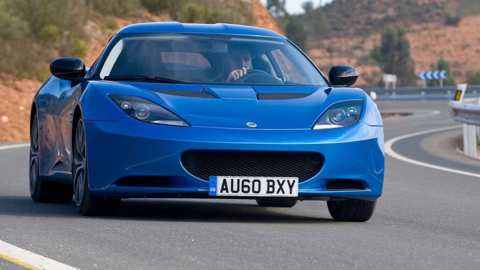 The Mid-Engined Sports Car With Ferrari Looks And Toyota Reliability