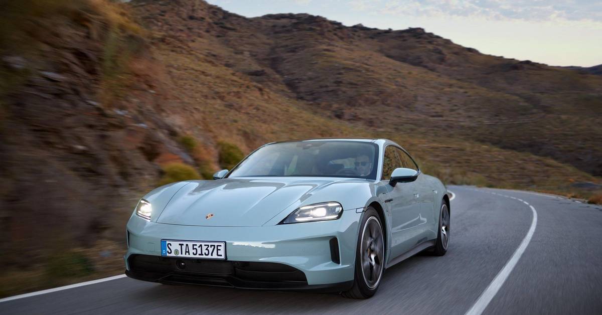 This Tiny Porsche Scrape Led to a $37,890 Repair Bill