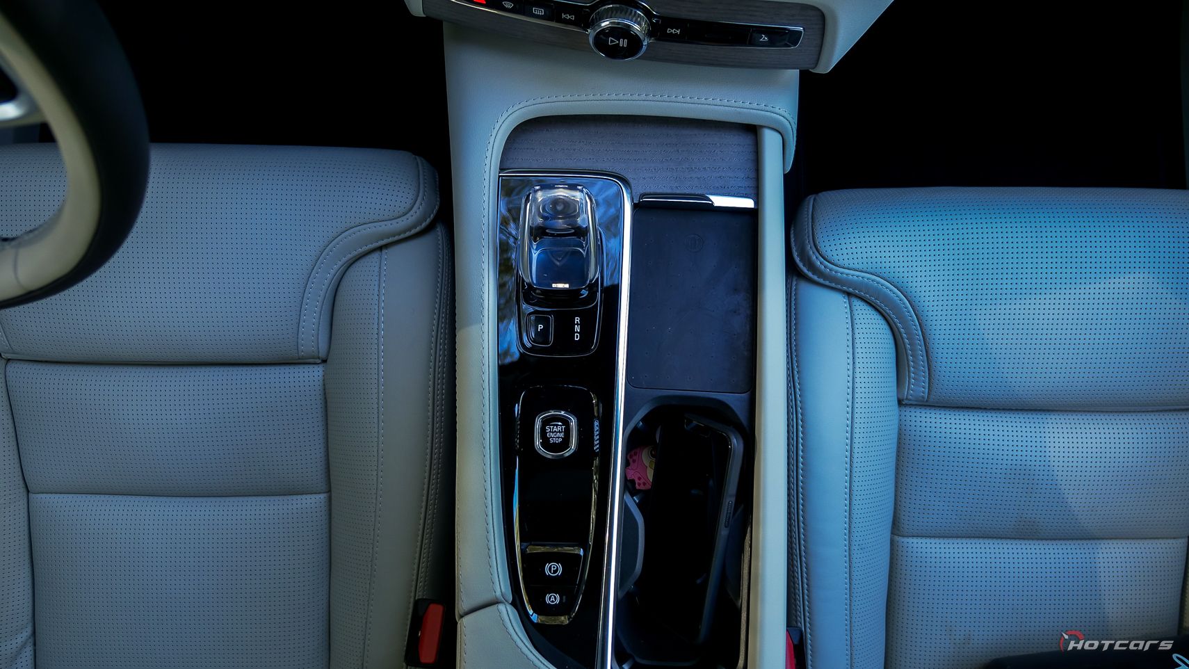 2022 Volvo XC90 Recharge overhead of the center console