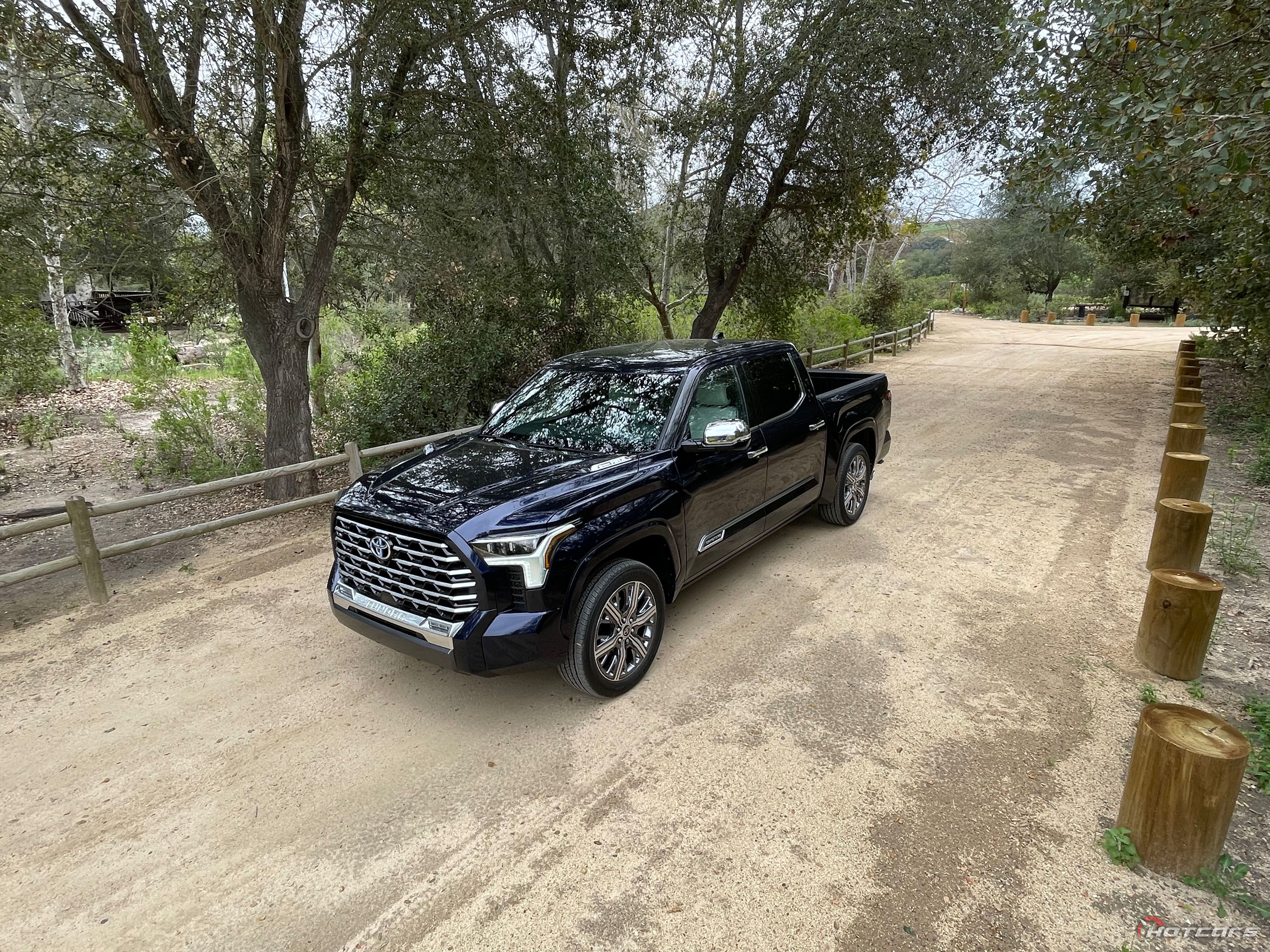 2023 Toyota Tundra Capstone i-Force Max спереди