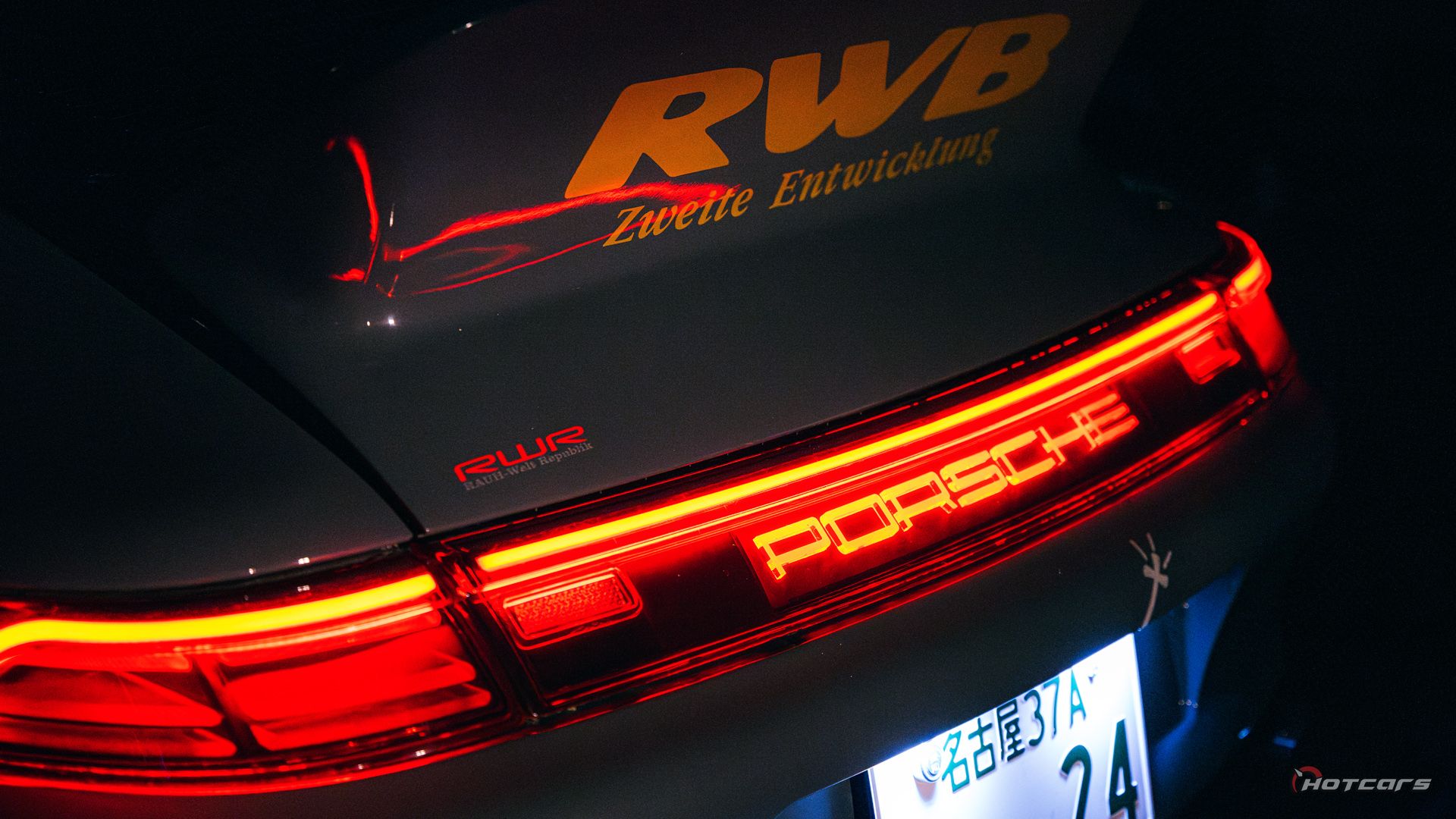 Going To The Annual Rauh-Welt Begriff Meet Is A New Year Tradition