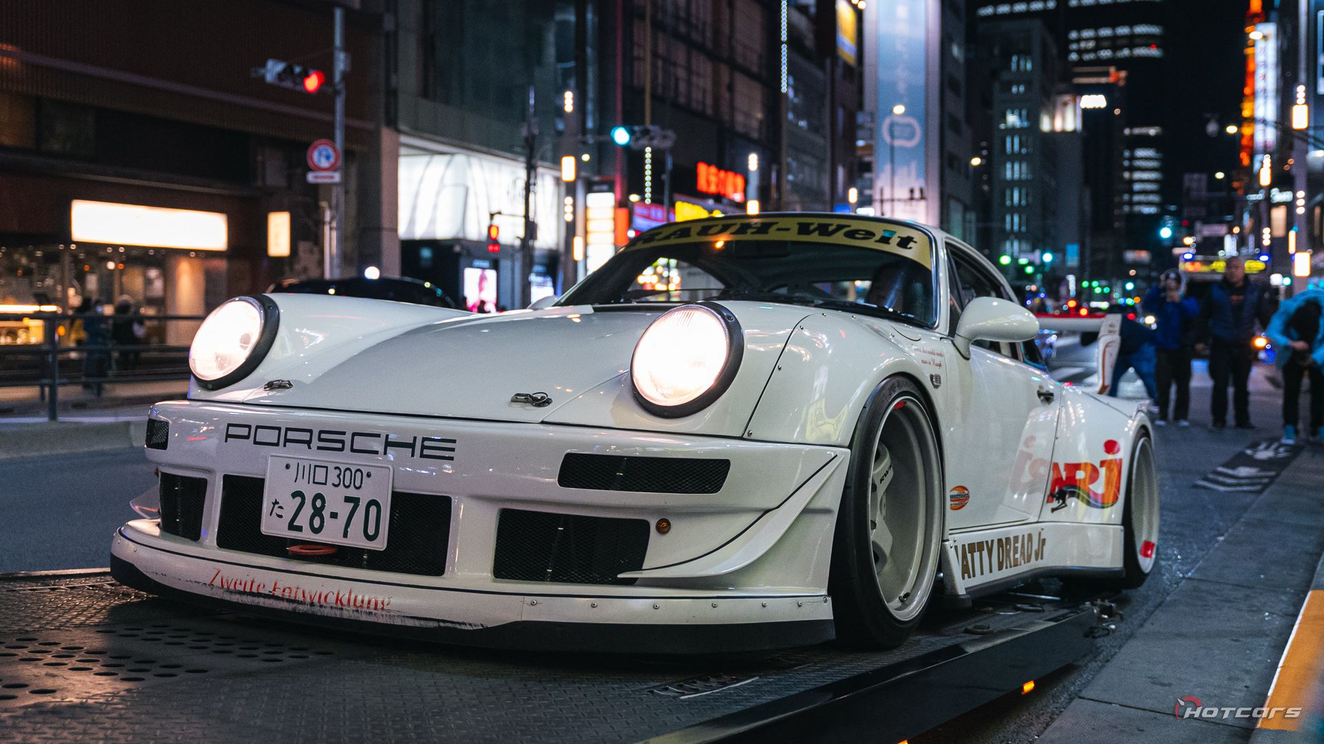 Going To The Annual Rauh-Welt Begriff Meet Is A New Year Tradition