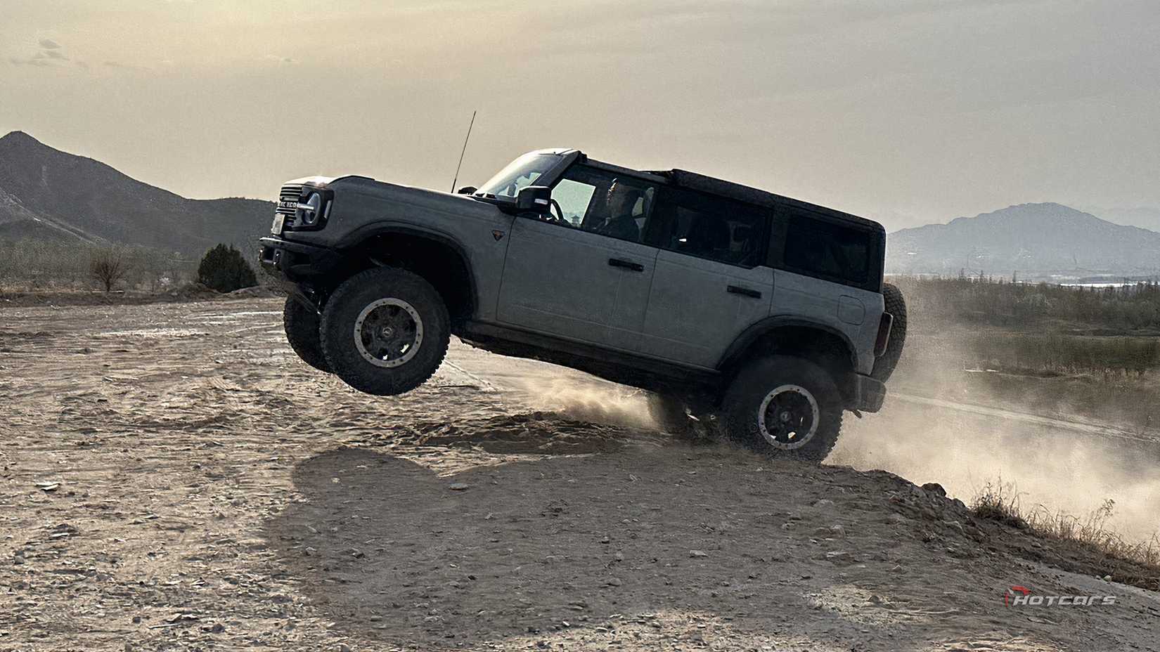 Eliminate The Horn On Your Ford Bronco: Hallelujah & Honk Honk