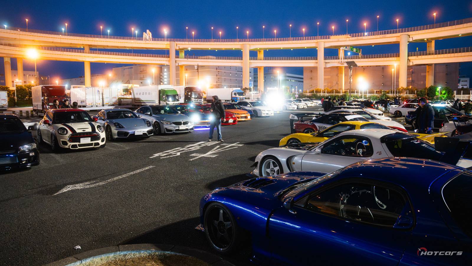 daikoku parking area